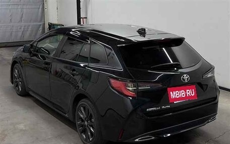 Toyota Corolla, 2021 год, 1 240 000 рублей, 4 фотография