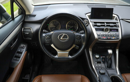 Lexus NX I, 2017 год, 3 499 000 рублей, 13 фотография