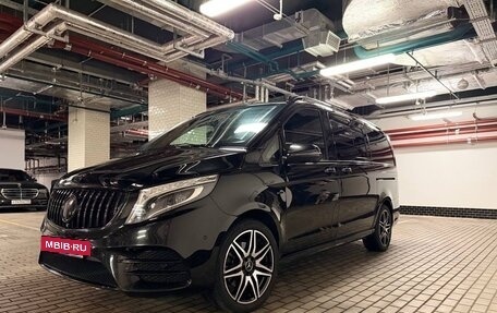 Mercedes-Benz V-Класс, 2016 год, 4 550 000 рублей, 8 фотография