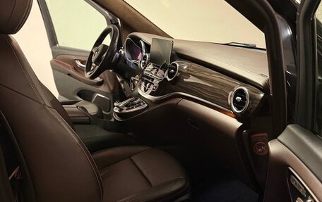Mercedes-Benz V-Класс, 2016 год, 4 550 000 рублей, 21 фотография