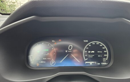 Toyota RAV4, 2024 год, 3 850 000 рублей, 7 фотография