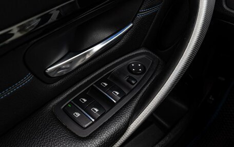 BMW 3 серия, 2018 год, 2 920 000 рублей, 19 фотография