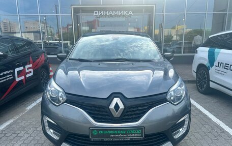 Renault Kaptur I рестайлинг, 2018 год, 1 821 000 рублей, 2 фотография