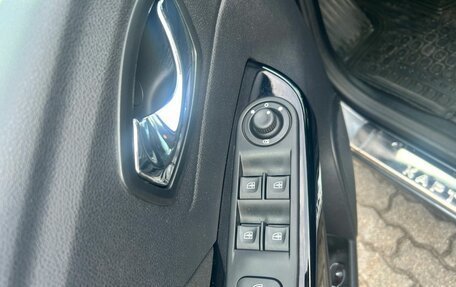 Renault Kaptur I рестайлинг, 2018 год, 1 821 000 рублей, 14 фотография
