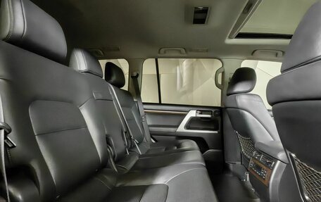 Toyota Land Cruiser 200, 2018 год, 5 199 000 рублей, 11 фотография