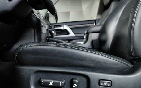Toyota Land Cruiser 200, 2018 год, 5 199 000 рублей, 18 фотография