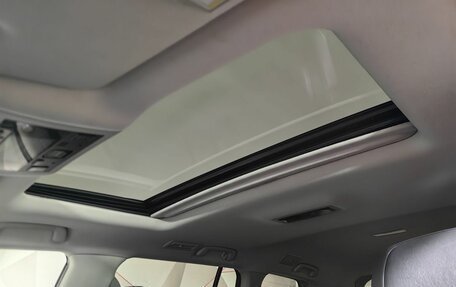Toyota Land Cruiser 200, 2018 год, 5 199 000 рублей, 19 фотография
