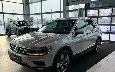 Volkswagen Tiguan II, 2017 год, 2 495 000 рублей, 3 фотография