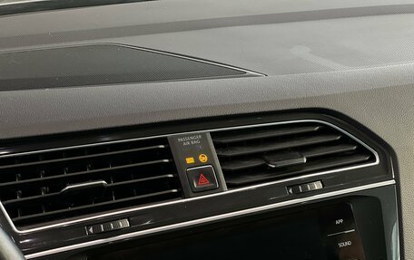 Volkswagen Tiguan II, 2017 год, 2 495 000 рублей, 20 фотография
