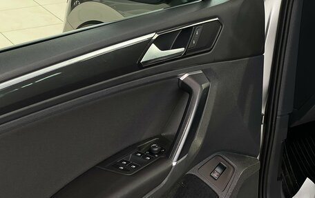 Volkswagen Tiguan II, 2017 год, 2 495 000 рублей, 16 фотография