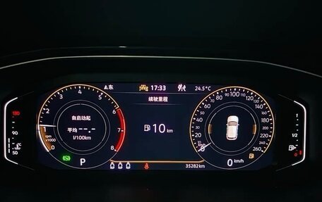 Volkswagen T-Roc I, 2023 год, 1 790 000 рублей, 8 фотография