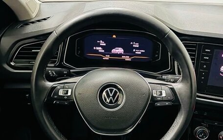 Volkswagen T-Roc I, 2023 год, 1 790 000 рублей, 7 фотография