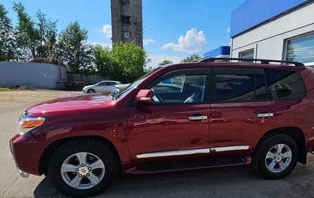 Toyota Land Cruiser 200, 2013 год, 3 490 000 рублей, 2 фотография