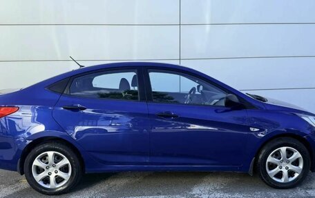 Hyundai Solaris II рестайлинг, 2011 год, 770 000 рублей, 3 фотография