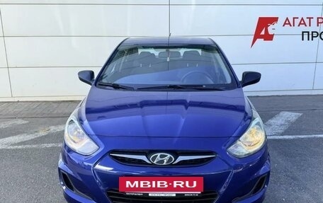 Hyundai Solaris II рестайлинг, 2011 год, 770 000 рублей, 2 фотография