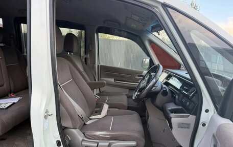 Honda Stepwgn IV, 2015 год, 710 000 рублей, 7 фотография