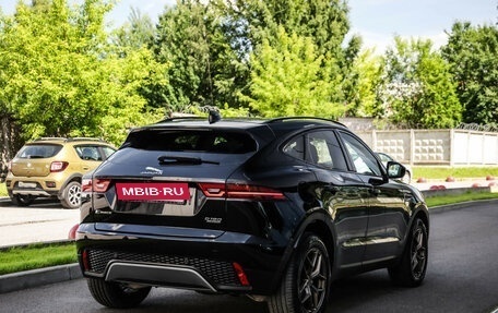 Jaguar E-Pace, 2019 год, 3 150 000 рублей, 7 фотография