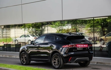 Jaguar E-Pace, 2019 год, 3 150 000 рублей, 9 фотография