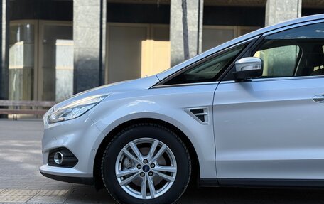 Ford S-MAX II, 2018 год, 1 650 000 рублей, 2 фотография
