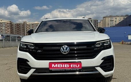 Volkswagen Touareg III, 2019 год, 7 450 000 рублей, 1 фотография