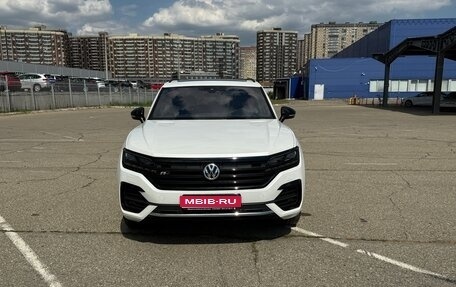 Volkswagen Touareg III, 2019 год, 7 450 000 рублей, 2 фотография