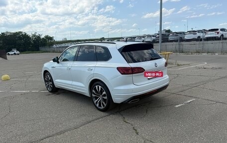 Volkswagen Touareg III, 2019 год, 7 450 000 рублей, 8 фотография