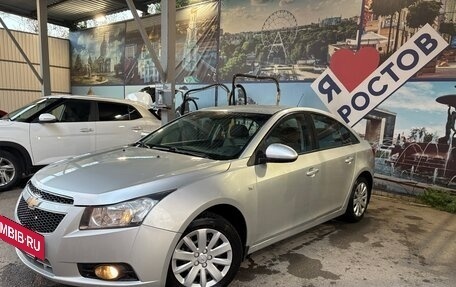 Chevrolet Cruze II, 2010 год, 675 000 рублей, 2 фотография