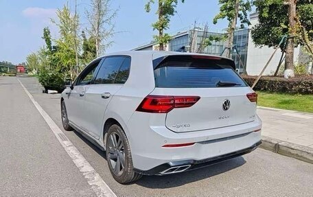 Volkswagen Golf VIII, 2023 год, 1 990 000 рублей, 3 фотография