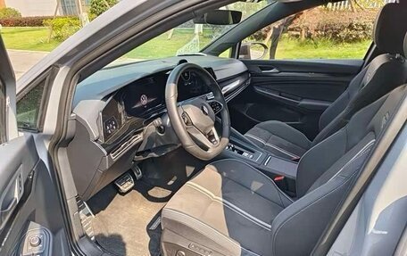 Volkswagen Golf VIII, 2023 год, 1 990 000 рублей, 7 фотография