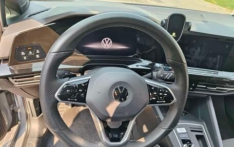 Volkswagen Golf VIII, 2023 год, 1 990 000 рублей, 10 фотография