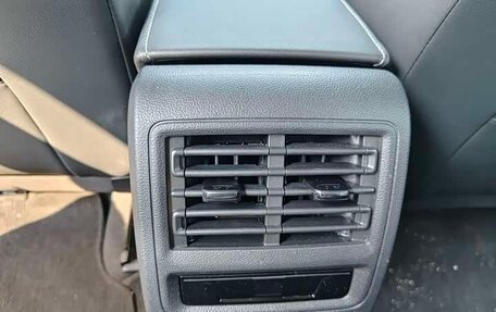 Volkswagen Golf VIII, 2023 год, 1 990 000 рублей, 16 фотография