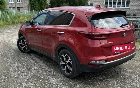 KIA Sportage IV рестайлинг, 2019 год, 2 780 000 рублей, 4 фотография