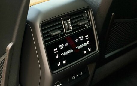Porsche Cayenne III, 2026 год, 26 400 000 рублей, 16 фотография