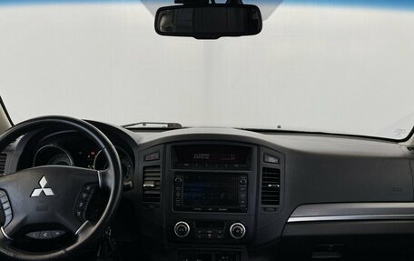 Mitsubishi Pajero IV, 2014 год, 2 200 000 рублей, 5 фотография