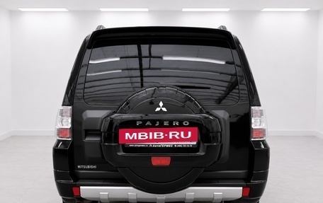 Mitsubishi Pajero IV, 2014 год, 2 200 000 рублей, 3 фотография