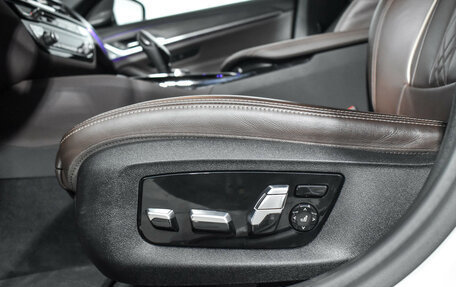 BMW 5 серия, 2020 год, 3 990 000 рублей, 13 фотография