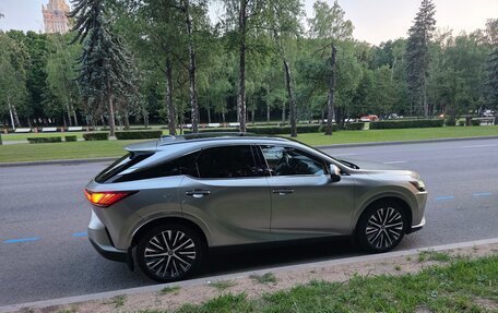 Lexus RX IV рестайлинг, 2022 год, 8 300 000 рублей, 3 фотография