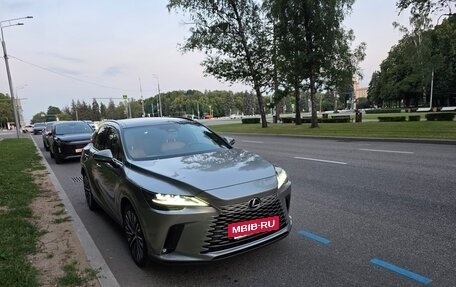 Lexus RX IV рестайлинг, 2022 год, 8 300 000 рублей, 2 фотография