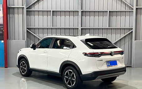 Honda Vezel, 2023 год, 1 905 280 рублей, 4 фотография