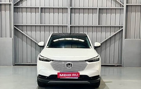 Honda Vezel, 2023 год, 1 905 280 рублей, 2 фотография