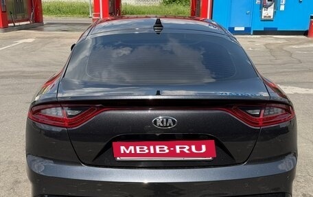 KIA Stinger I, 2018 год, 2 500 000 рублей, 9 фотография