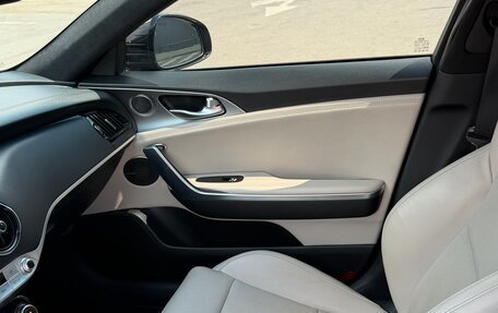 KIA Stinger I, 2018 год, 2 500 000 рублей, 20 фотография