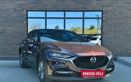 Mazda CX-4, 2022 год, 2 450 000 рублей, 6 фотография