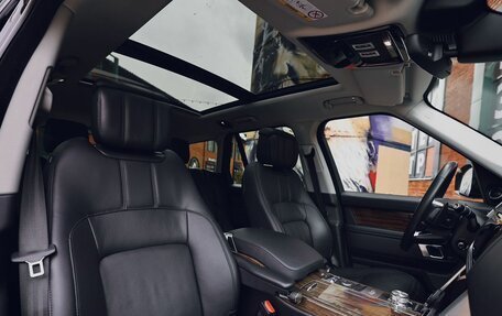 Land Rover Range Rover IV рестайлинг, 2018 год, 6 500 000 рублей, 29 фотография