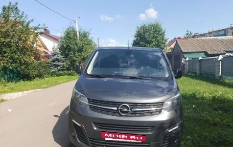 Opel Zafira Life I, 2020 год, 3 500 000 рублей, 3 фотография