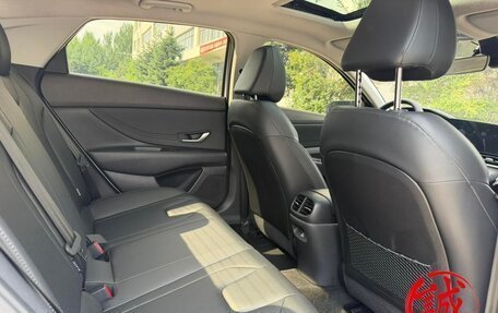 Hyundai Elantra, 2022 год, 1 460 000 рублей, 14 фотография