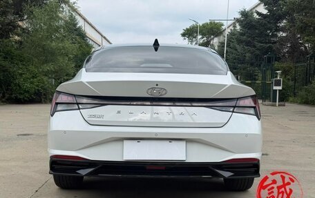 Hyundai Elantra, 2022 год, 1 460 000 рублей, 5 фотография