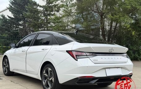 Hyundai Elantra, 2022 год, 1 460 000 рублей, 4 фотография