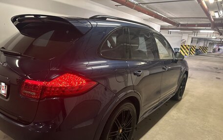 Porsche Cayenne III, 2010 год, 1 880 000 рублей, 5 фотография