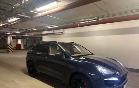 Porsche Cayenne III, 2010 год, 1 880 000 рублей, 4 фотография